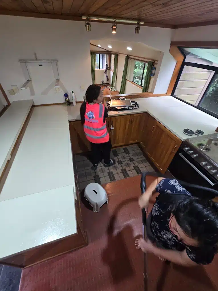 What Is Included in a Professional Cleaning Service