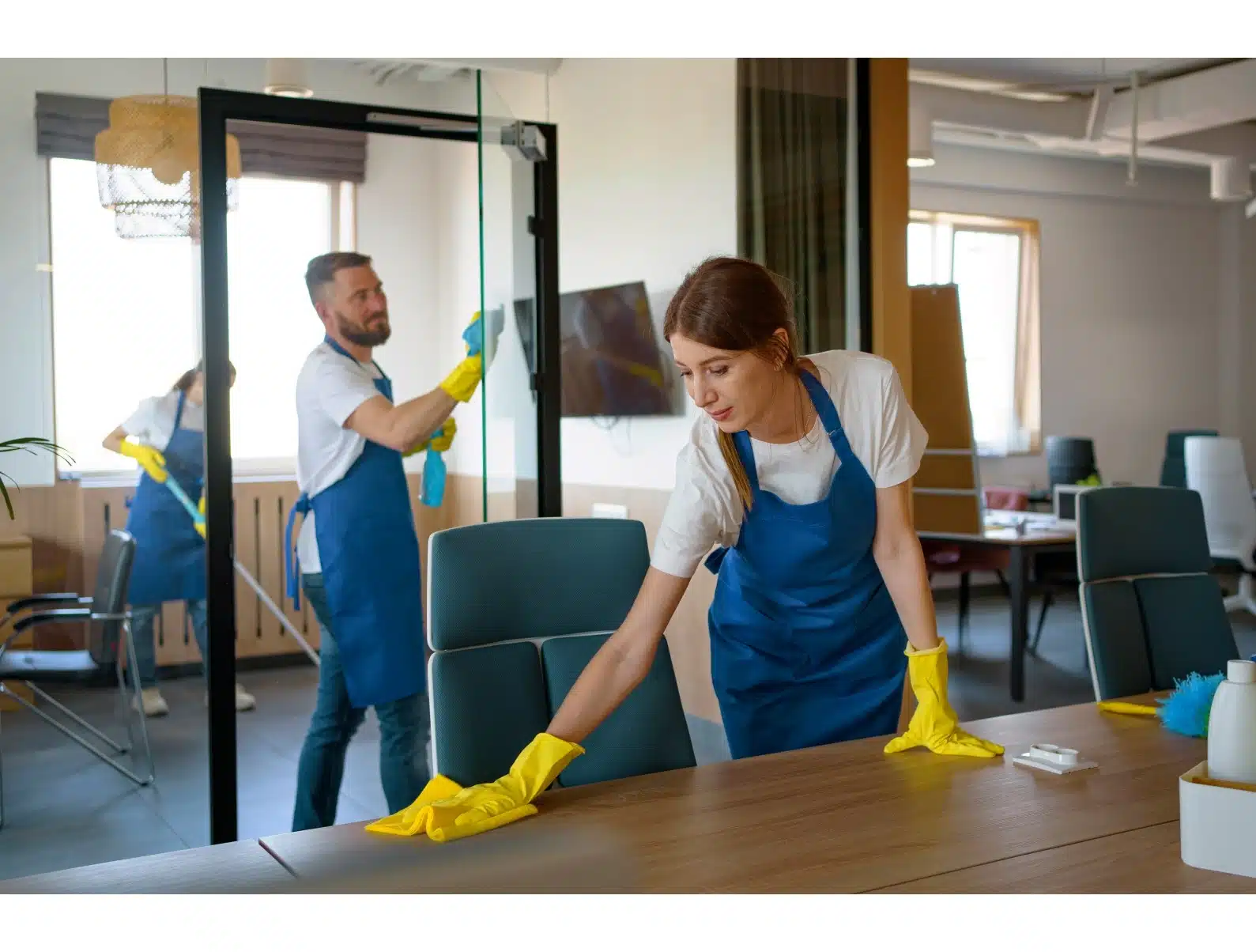 Deep Cleaning vs Regular Cleaning – What’s the Difference?